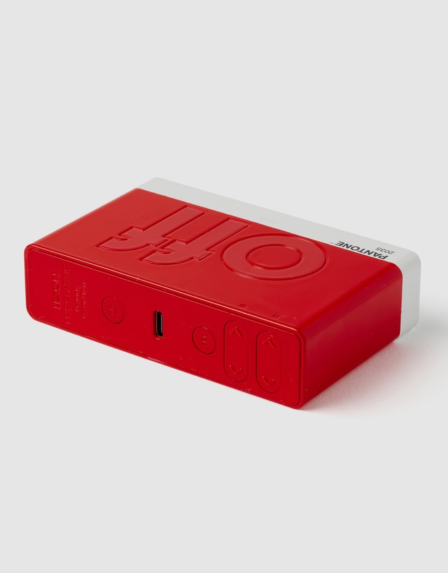 Lexon - Lexon Flip Classic Reversible Alarm Clock PANTONE - 2035 Red