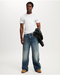 Cotton On - Classic Fit T-Shirt