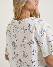 Subtitled - Laine Tie Front Blouse