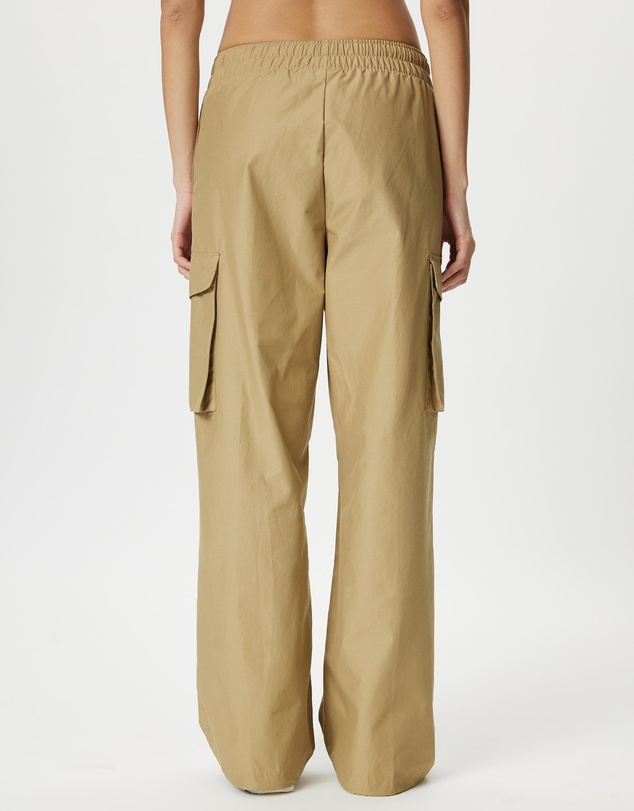 Nike - Sportswear Everything Woven Mid-Rise Cargo Pants