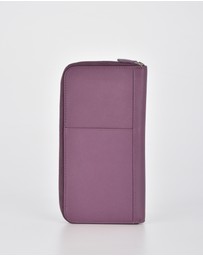 Cobb & Co - Dayna Leather Passport/Document RFID Wallet
