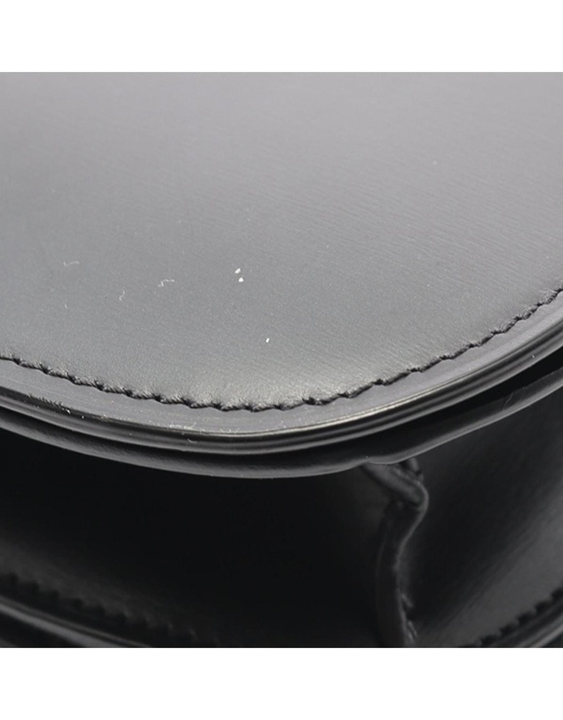 Pre-Loved by Azura Reborn - Pre-Loved Medium Calfskin Classic Box