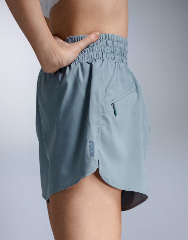 2XU - Aero Hi-Rise 4 Inch Shorts
