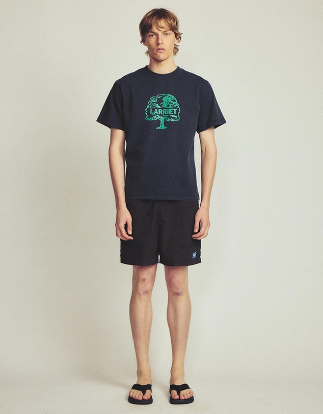 Larriet - Tree Tee
