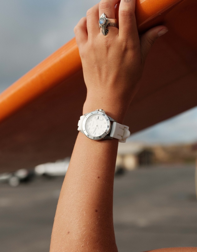 Maxum - Liberty White Dial With White Silicone Strap & Silver Tone Case