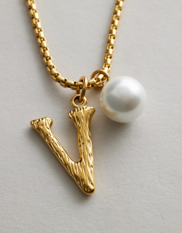 Zahar - Pearl Letter V Necklace