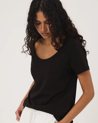 Atmos&Here - Organic Cotton Scoop Neck Tee