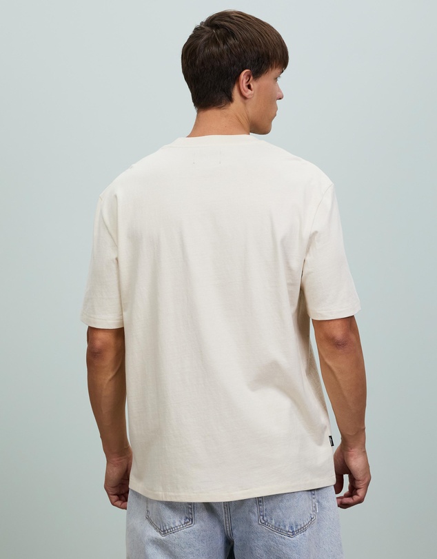 Wrangler - Baggy Model Tee