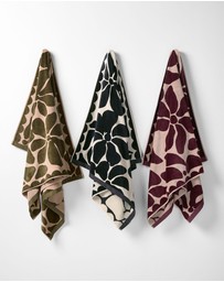Aura Home - Palma Petal Australian Cotton Bath Towel