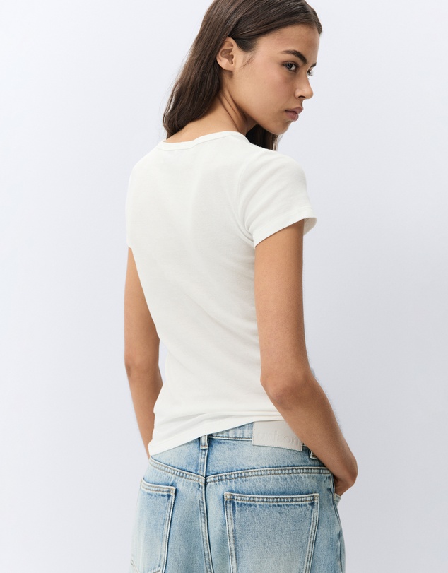 UNISON - Fine Fitted Tee