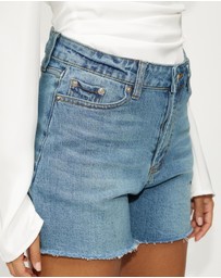 Dazie - Hotel Frayed Denim Shorts