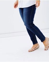Love Your Wardrobe - Dark Wash Jeans
