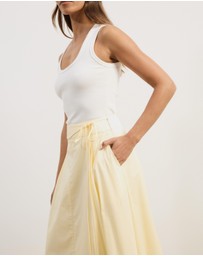 Atmos&Here - Tova Belt Detail Maxi Skirt