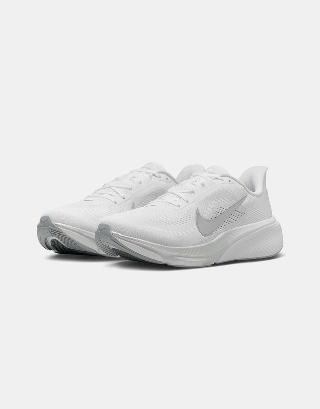 Nike - Pegasus 42 - Women's