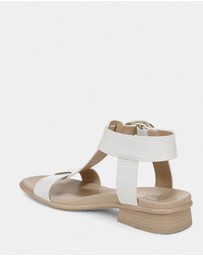 Naturalizer - Brandy Sandal - White