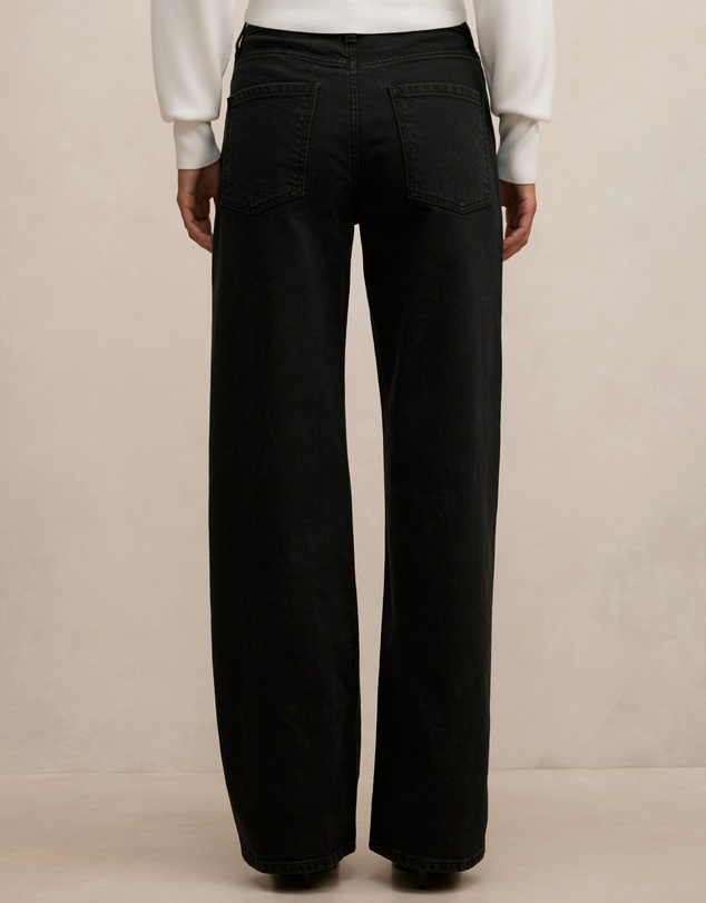 Forever New - Nicki Mid Rise Straight Jeans