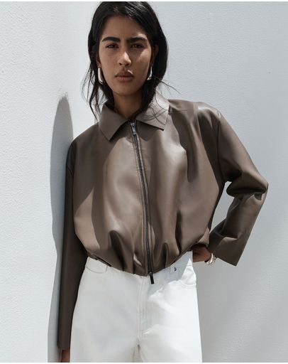 Taupe