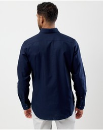 Wayver - The Essential Oxford Shirt