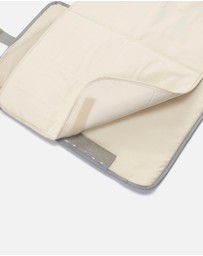 Storksak - Organic Tote Rain Drop Change Station