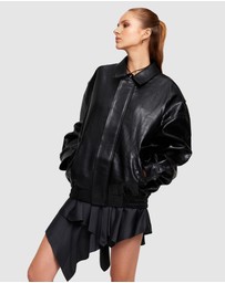 Lioness - Kenny Bomber