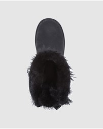 Ozwear Connection Uggs - Ugg Classic Bailey Bow Boots (Water Resistant)