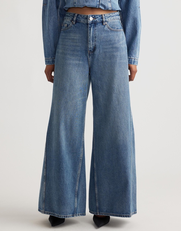 Decjuba - Vada Wide Leg Jeans