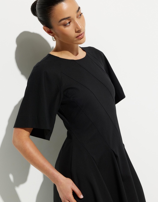 Calli - Maloney Midi Dress