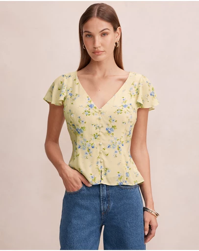 Forever New - Daphne Flutter Sleeves Blouse