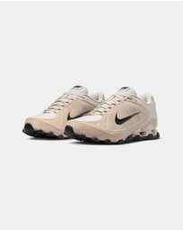 Nike - Reax 8 Shoes - Men's
