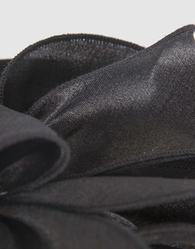 Max Alexander - Black Plate Racing Fascinator