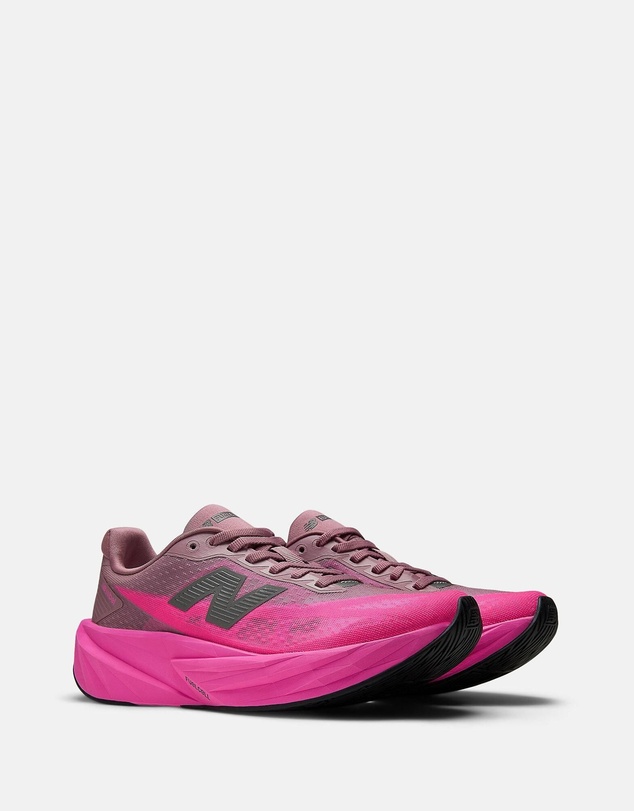 New Balance - FuelCell Rebel v5 (Wide Fit) - Women's