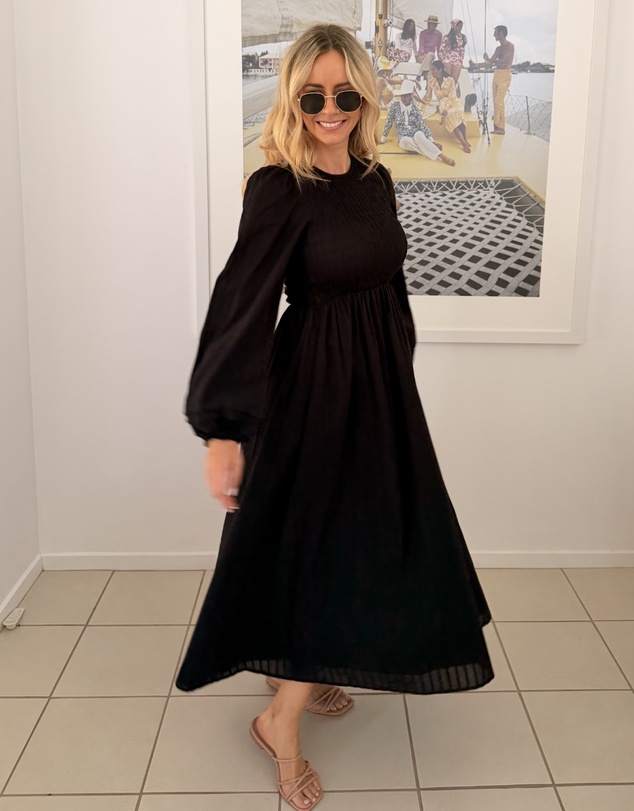 Esther & Co - Iolana Dress - Black Long Sleeve