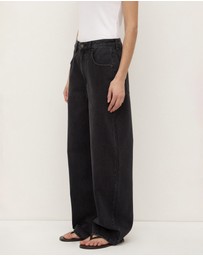 Assembly Label - Low Curve Mid Rise Jeans