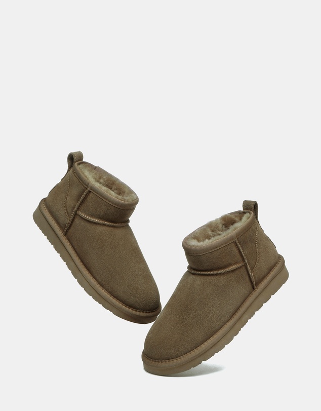 EVERAU - Australian Shepherd Ugg Julia Cow Suede Upper UGG Boots
