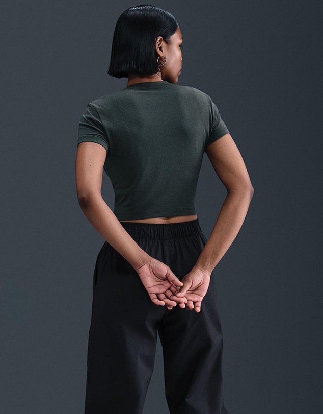Nike - Sportswear Chill Knit Cropped T-Shirt