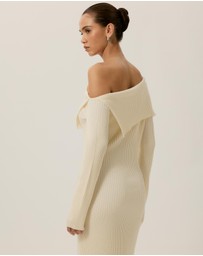 Tussah - Chloe Off Shoulder Knitted Midi Dress