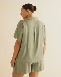 Atmos&Here Curvy - Alis Linen Blend Shirt