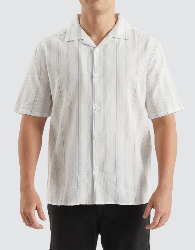 Nomadic Paradise - Umbrella Resort Crop Shirt