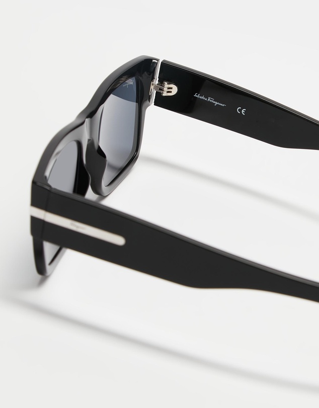 Salvatore Ferragamo - SF1030S