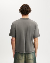 Cotton On - Cropped Fit Music T-Shirt