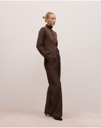 Trenery - Merino Classic Crew Cardigan in Coffee Bean