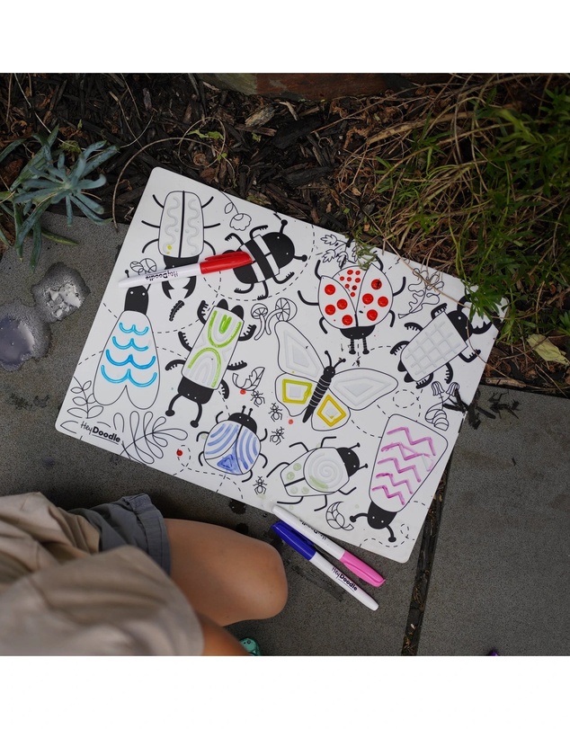 HeyDoodle - Busy Bugs Sensory Colouring & Doodle Mat