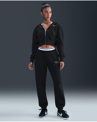 Black & Sail