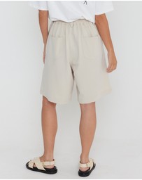 ALEXANDRA - Berny Shorts Beige