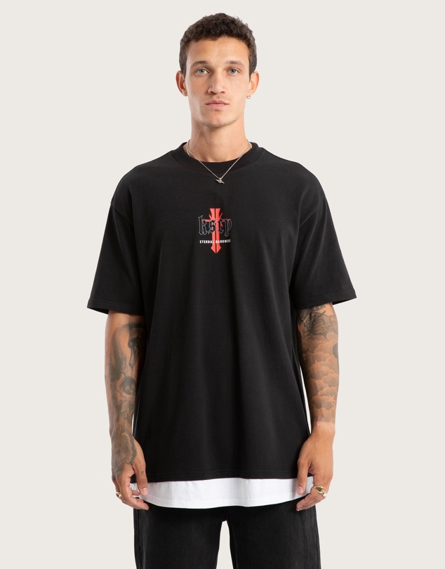 Kiss Chacey - Eternal Box Layer Tee