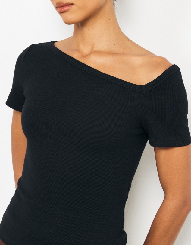 AERE - Kate Asymmetric Top