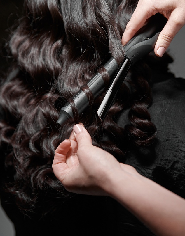 ghd - curve® Classic Curl Tong Hair Curler