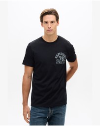 Superdry - Athletic Essential Chest Tee