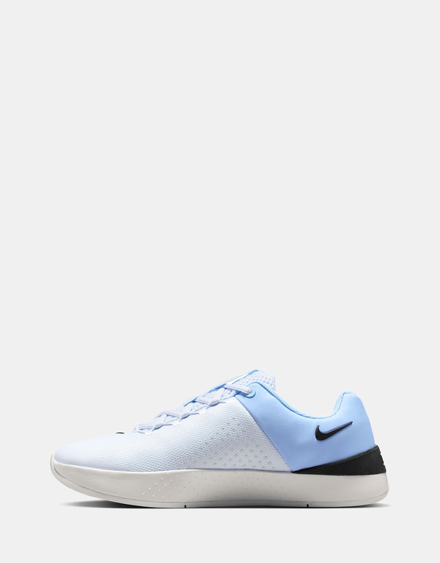 Nike - Mc Trainer 4 - Women's
