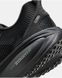Nike - Vomero 18 - Men's